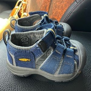 Keen infant sandals